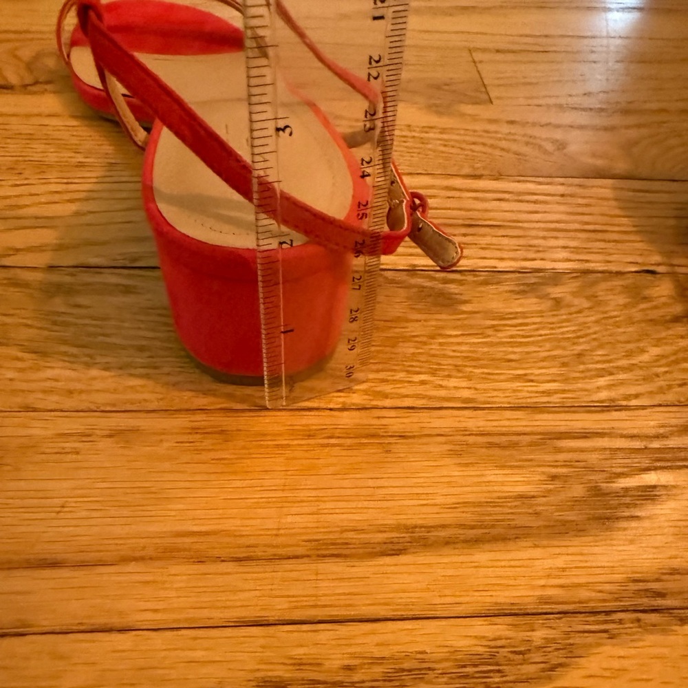 LOFT Thin Strap Low Block Heel Red Suede Sandals - Sz 8 - Picture 4 of 4